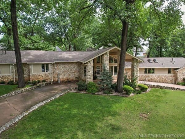 3819 E 98th Street , Tulsa, OK 74137
