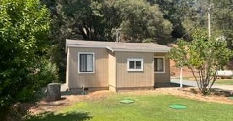 19245 Geisendorfer Rd, Applegate, CA 95703 Photo