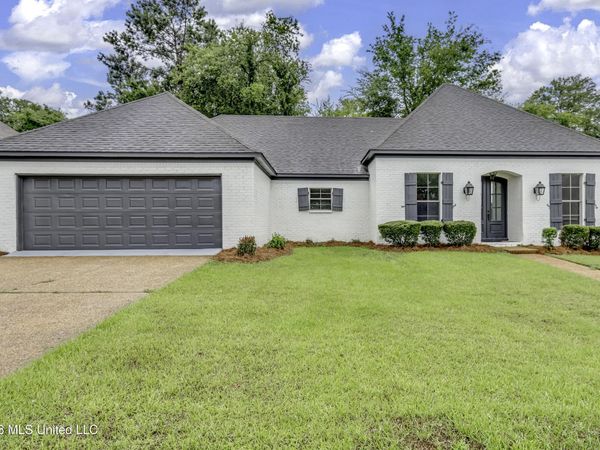 172 Hartfield Drive, Madison, MS 39110