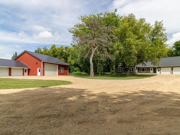 58385 Kirkwood Road , Mankato, MN 56001
