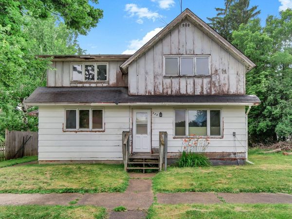 229 N 3rd Street, New Richmond, WI 54017