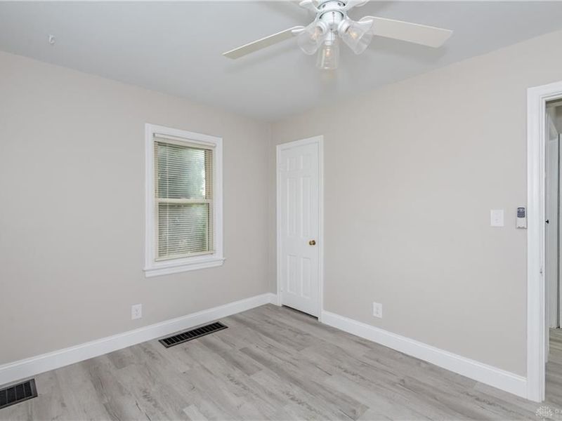 300 Skyview Drive, Vandalia, OH 45377 Photo 12