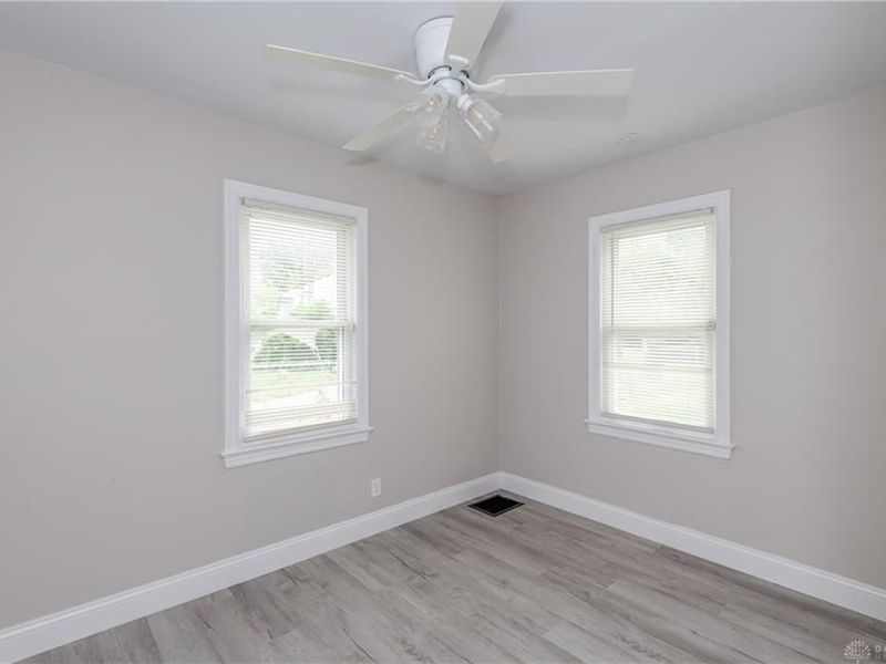 300 Skyview Drive, Vandalia, OH 45377 Photo 13