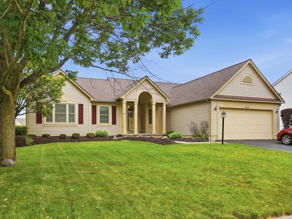 2020 Bellflower Court , Grove City, OH 43123