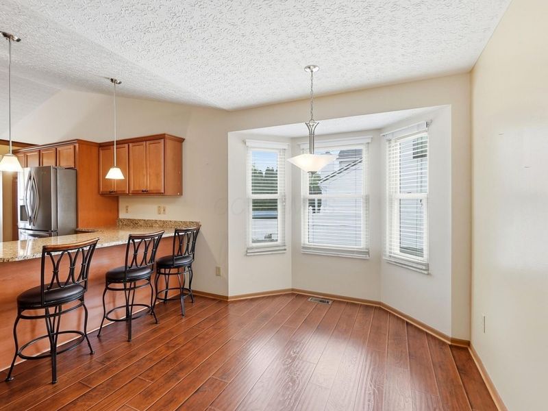2020 Bellflower Court, Grove City, OH 43123 Photo 10