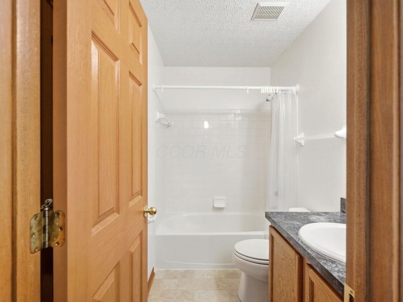 2020 Bellflower Court, Grove City, OH 43123 Photo 34