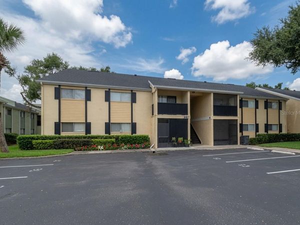 918 LAKE DESTINY ROAD , Unit A, ALTAMONTE SPRINGS, FL 32714
