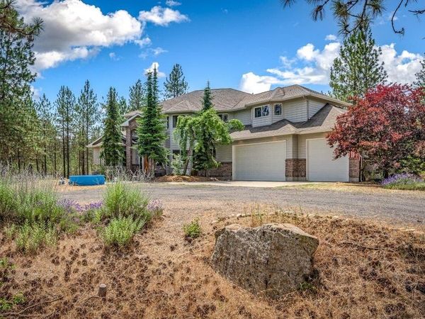 8217 W Rutter Pkwy, Spokane, WA 99208