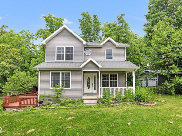 312 North Street , Chesterfield, IN 46017