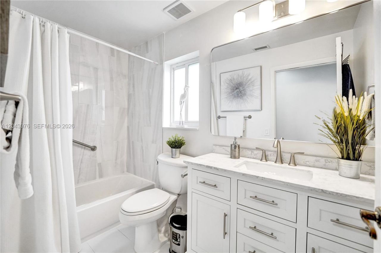 4444 Dogwood Cir, Weston, FL 33331 Photo