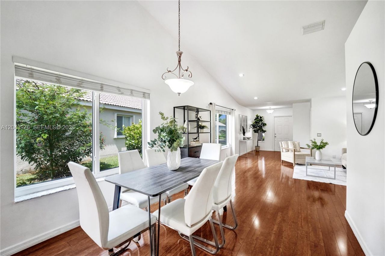 4444 Dogwood Cir, Weston, FL 33331 Photo