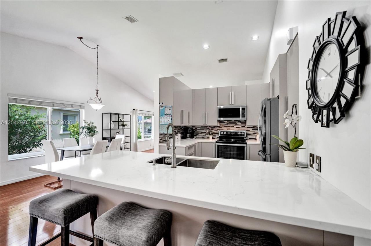 4444 Dogwood Cir, Weston, FL 33331 Photo