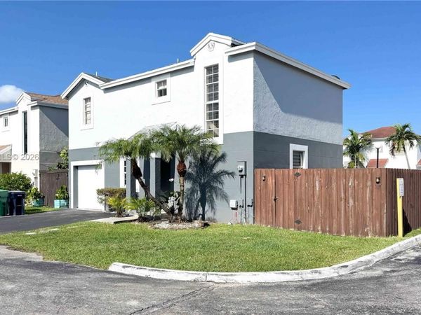 9044 SW 148 Ct, Miami, FL 33196
