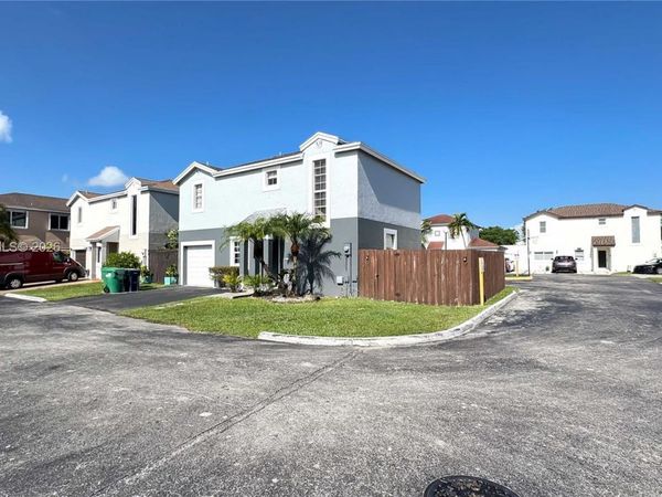 9044 SW 148 Ct, Miami, FL 33196