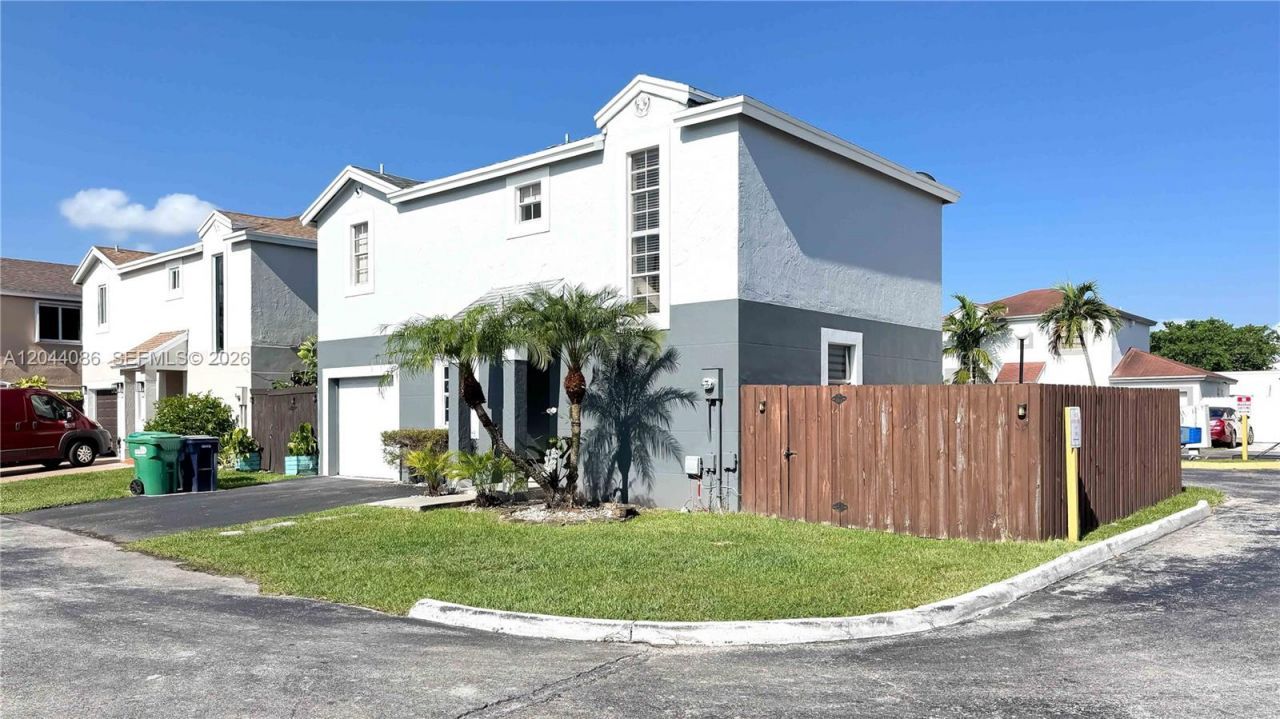 9044 SW 148 Ct, Miami, FL 33196 Photo