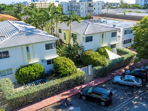 1011 Bay Dr , Unit 106, Miami Beach, FL 33141