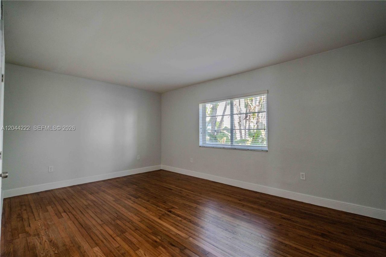 1011 Bay Dr, Unit 106, Miami Beach, FL 33141 Photo
