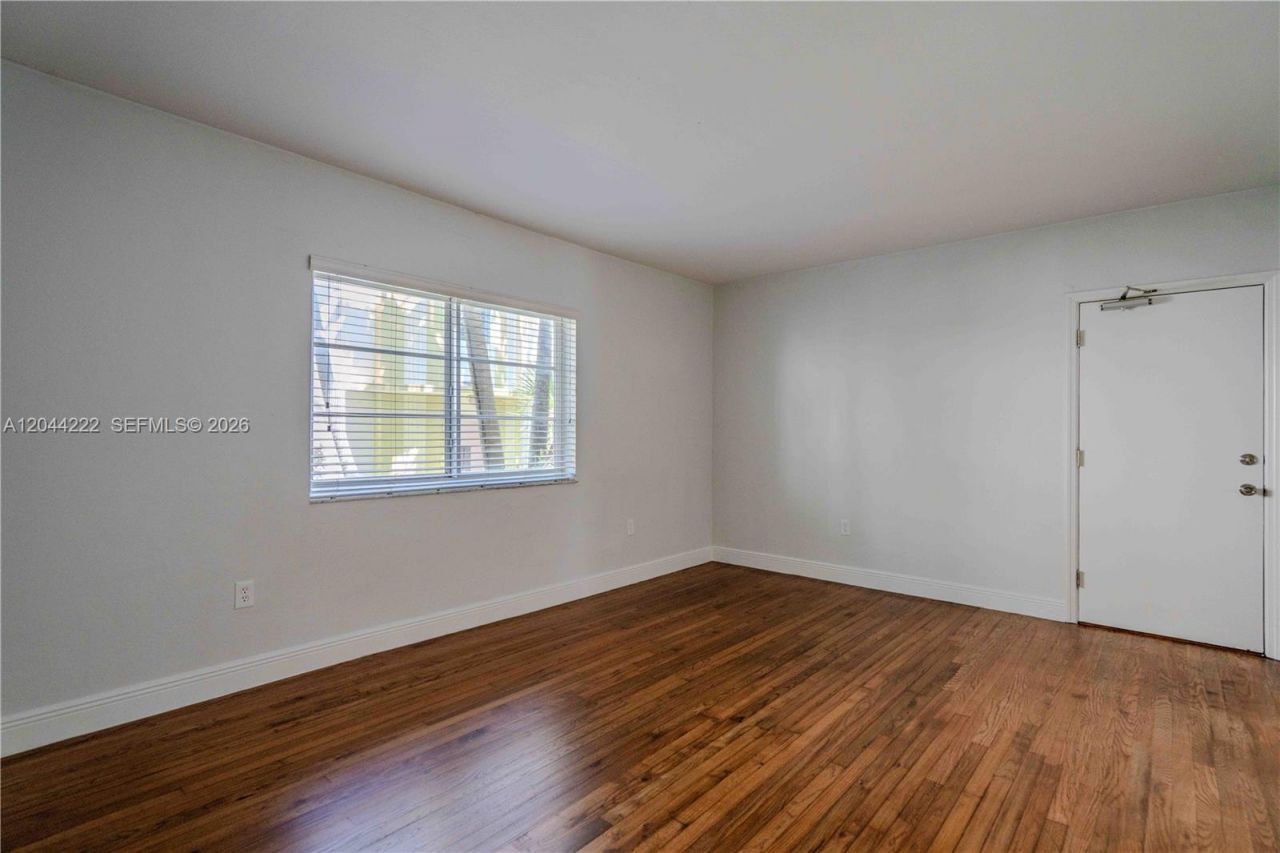 1011 Bay Dr, Unit 106, Miami Beach, FL 33141 Photo