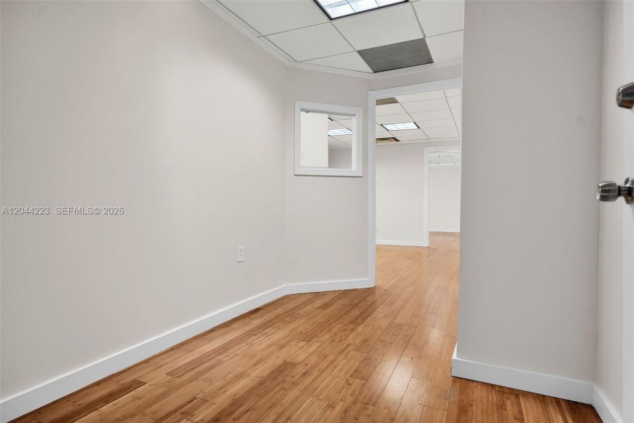 2150 SW 22nd St , Unit 7A, Miami, FL 33145 Photo