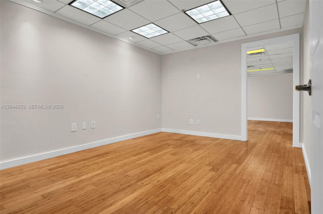 2150 SW 22nd St , Unit 7A, Miami, FL 33145 Photo