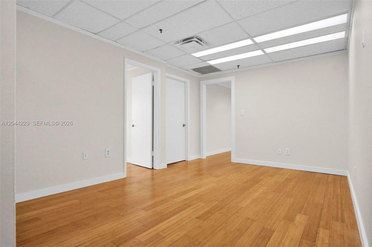 2150 SW 22nd St , Unit 7A, Miami, FL 33145 Photo