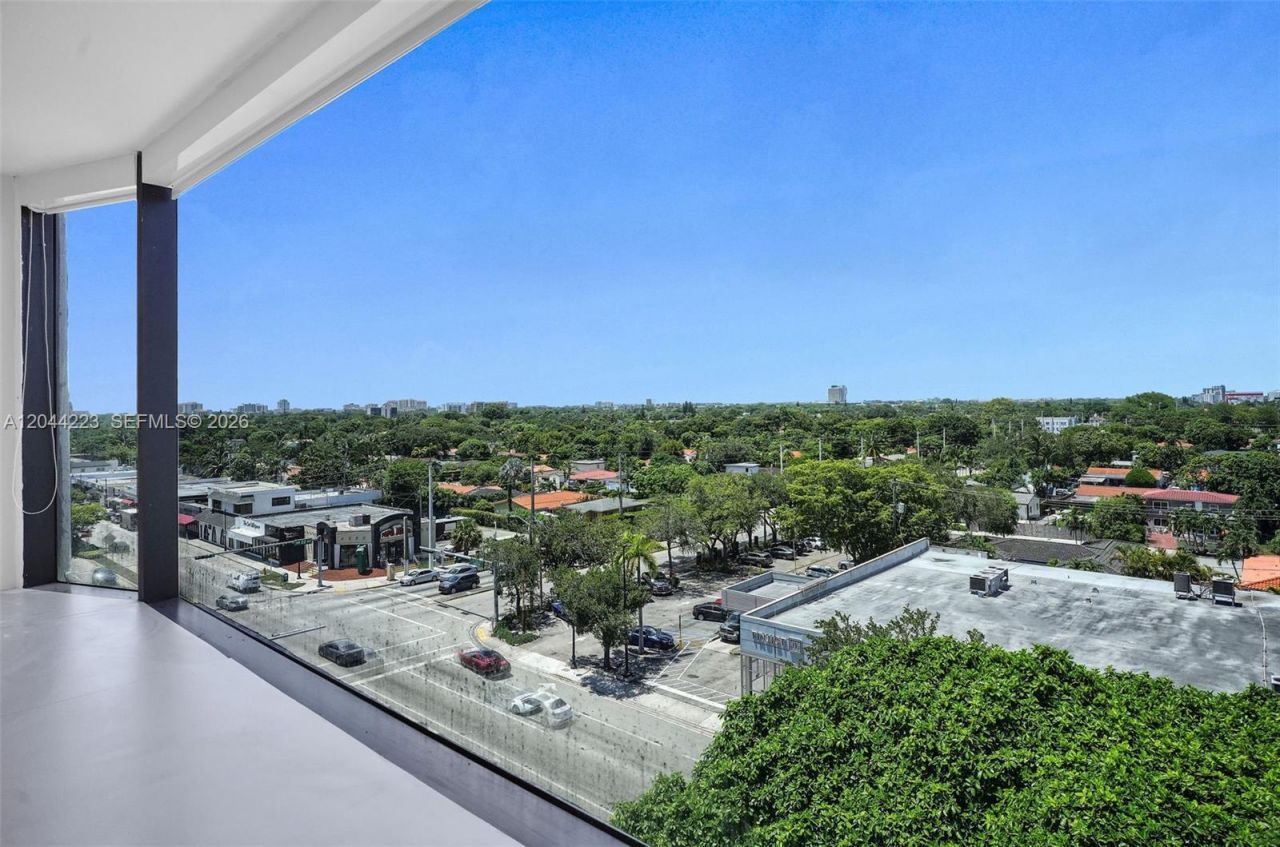 2150 SW 22nd St , Unit 7A, Miami, FL 33145 Photo