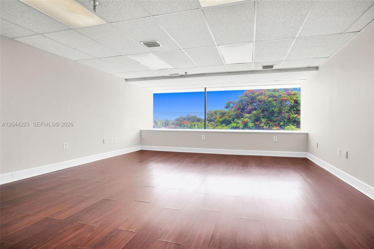 2150 SW 22nd St , Unit 7A, Miami, FL 33145 Photo