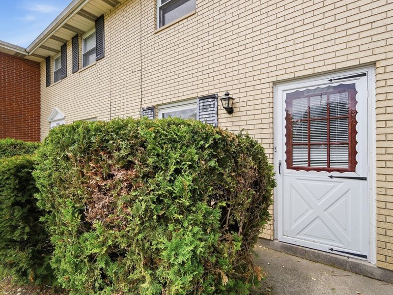 2939 Derr Road, Springfield, OH 45503 Photo 3
