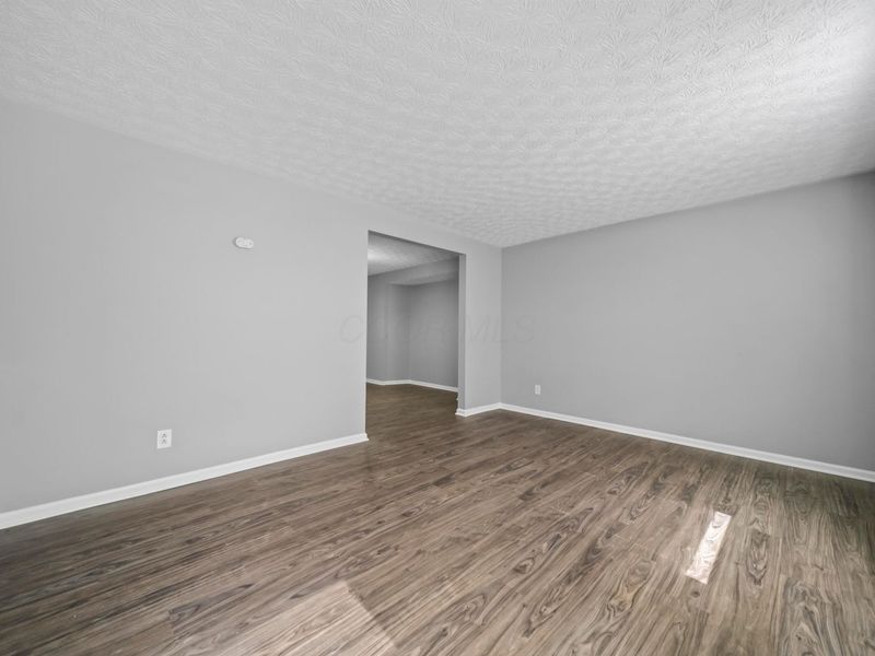 909 Prince William Lane , Westerville, OH 43081 Photo 7