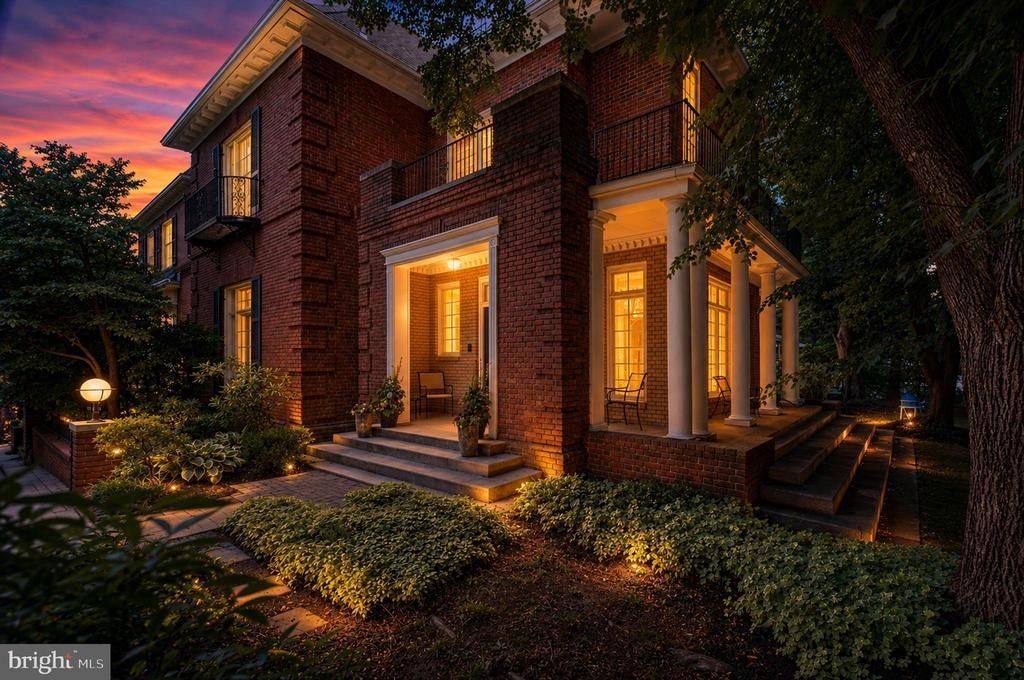26 D BELLCHASE COURT , PIKESVILLE, MD 21208