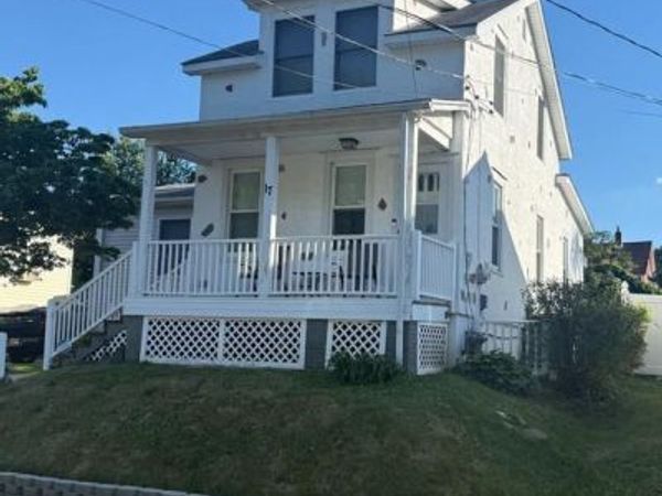 17 HAZELHURST AVENUE, EWING TWP, NJ 08638