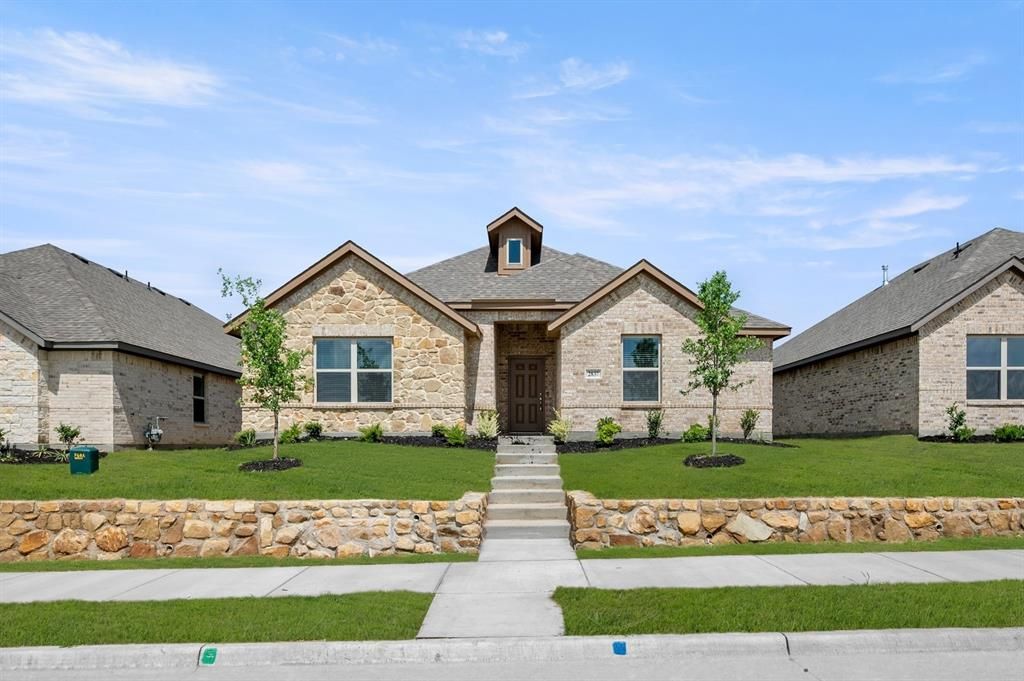 2837 Hay Lane, Midlothian, TX 76065 Main Photo