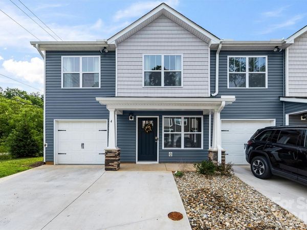 4 Virginia Commons Drive , Arden, NC 28704