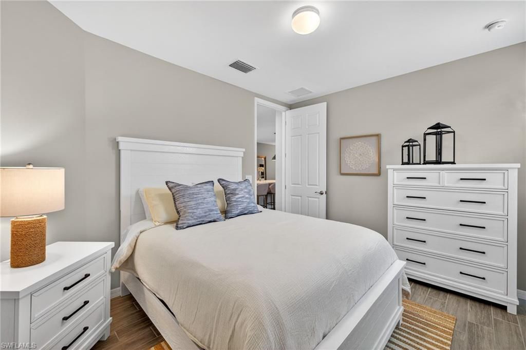 14567 Edgewater Cir, Naples, FL 34114 Photo