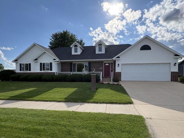 908 2nd AVENUE E, Holmen, WI 54636