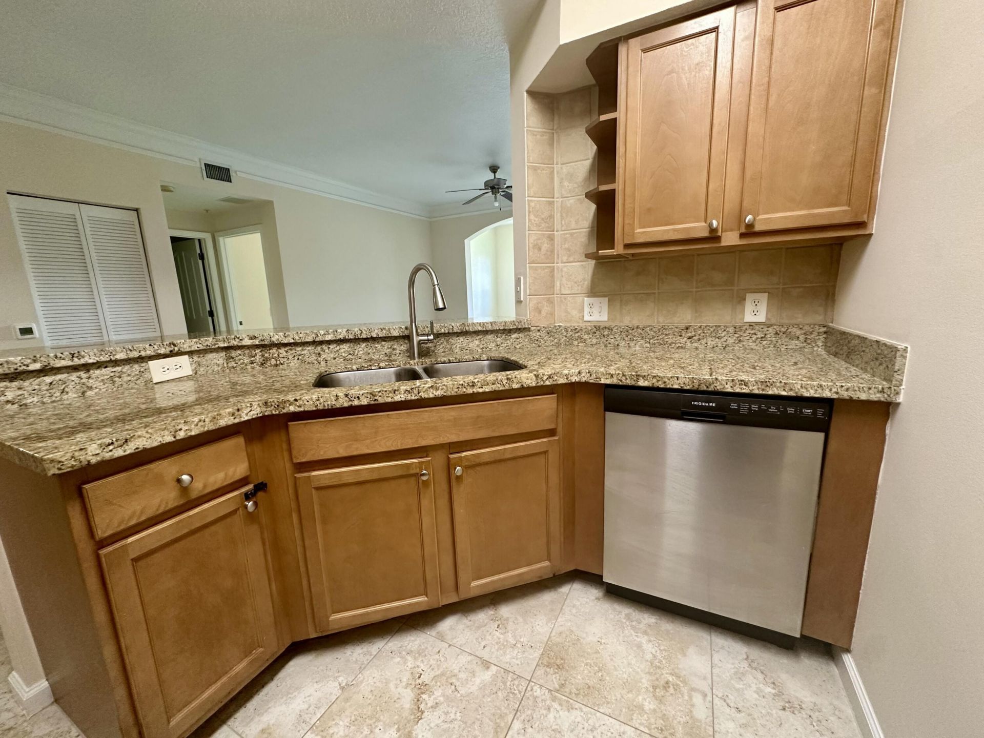 9901 Baywinds, Unit 3105, West Palm Beach, FL 33411 Photo