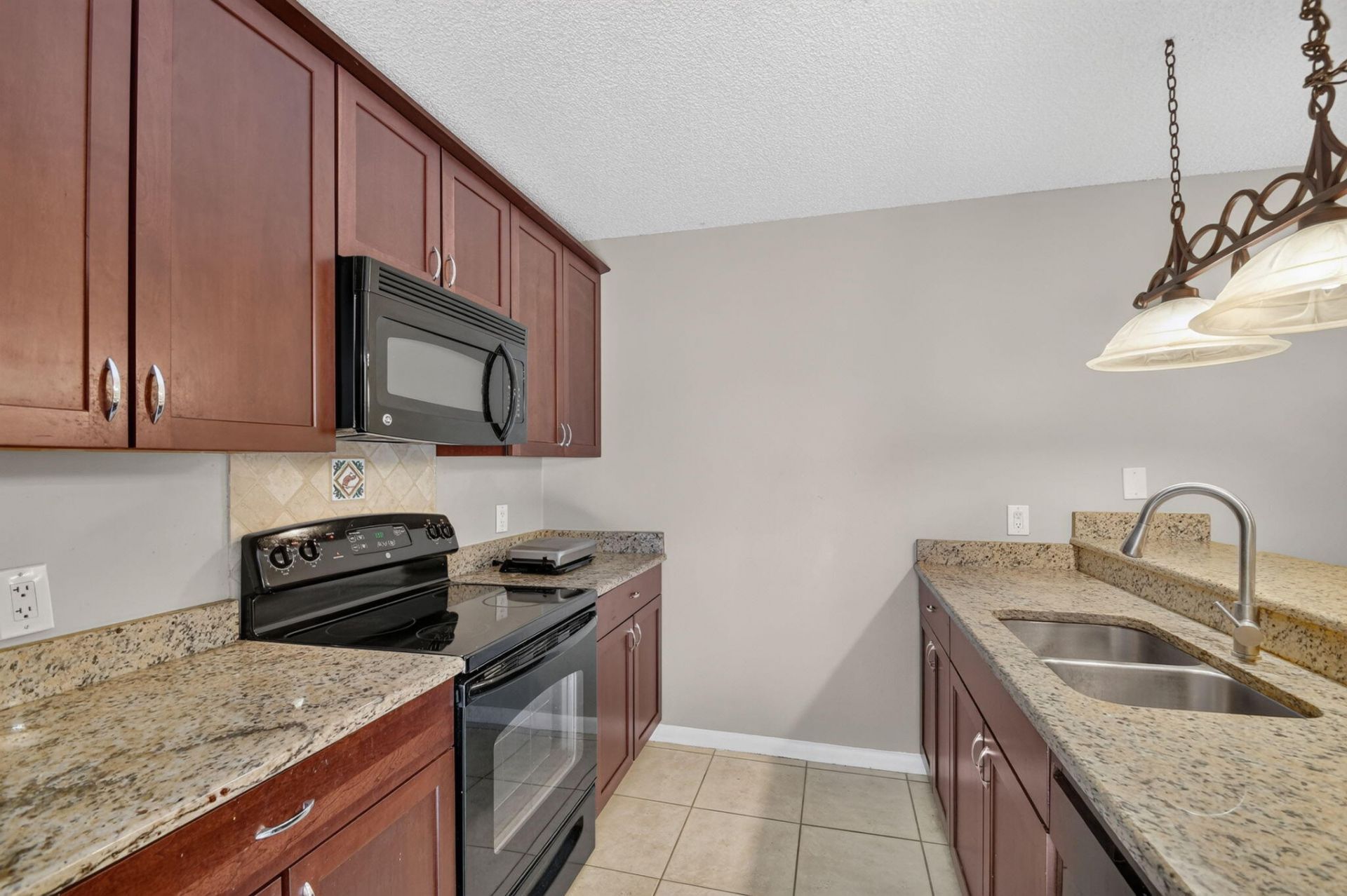 135 Heritage Way, West Palm Beach, FL 33407 Photo