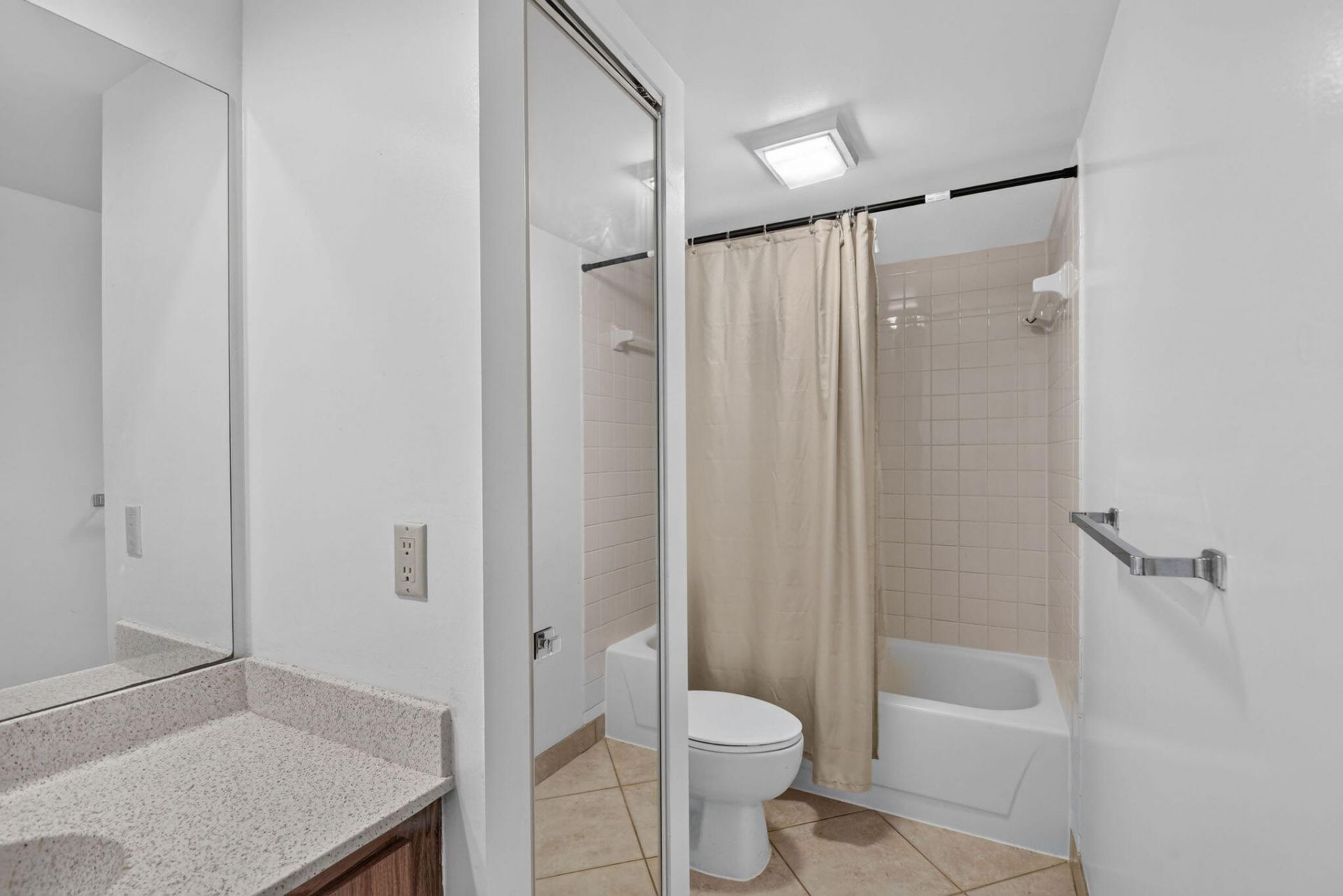 135 Heritage Way, West Palm Beach, FL 33407 Photo