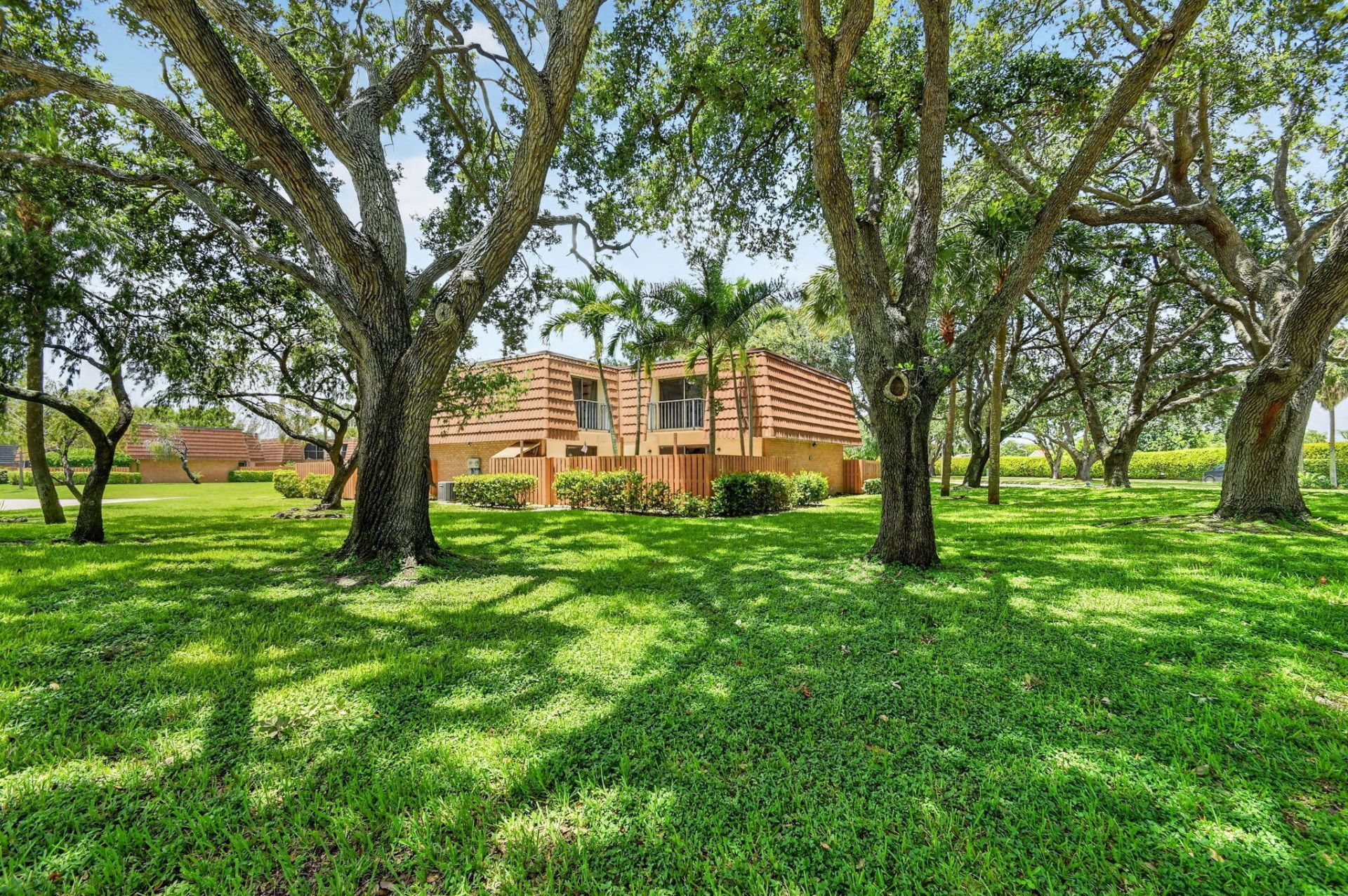 135 Heritage Way, West Palm Beach, FL 33407 Photo