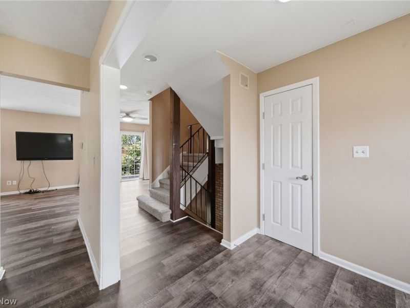 824 S Chillicothe Road, Unit 2, Aurora, OH 44202 Photo 16