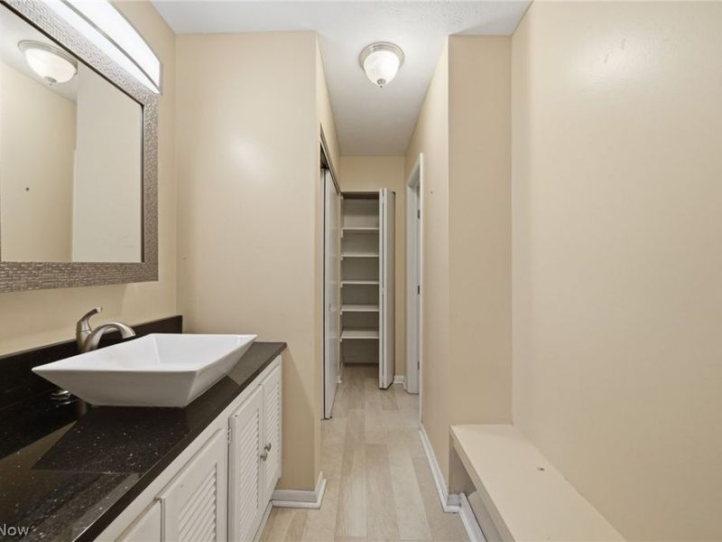 824 S Chillicothe Road, Unit 2, Aurora, OH 44202 Photo 24