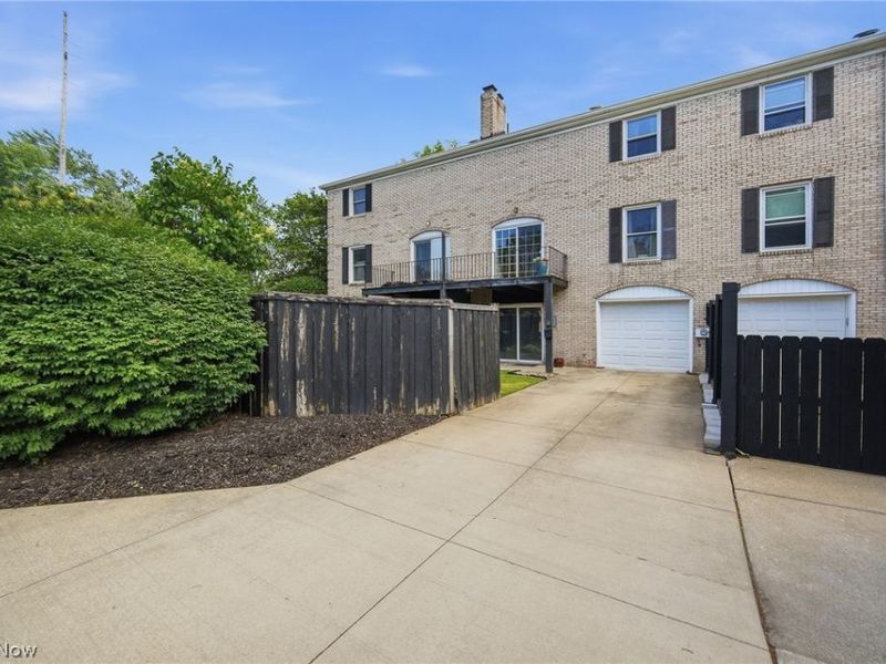 824 S Chillicothe Road, Unit 2, Aurora, OH 44202 Photo 36