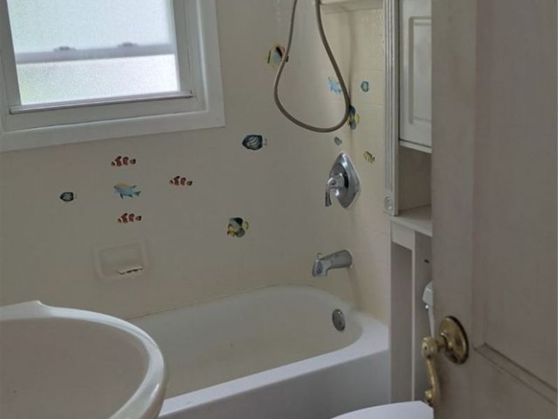 1663 Highview Avenue, Akron, OH 44301 Photo 7