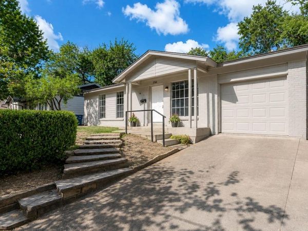 2704 Carnarvon LN, Austin, TX 78704