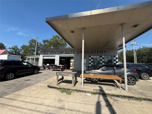 8624 N FLORIDA AVENUE, TAMPA, FL 33604
