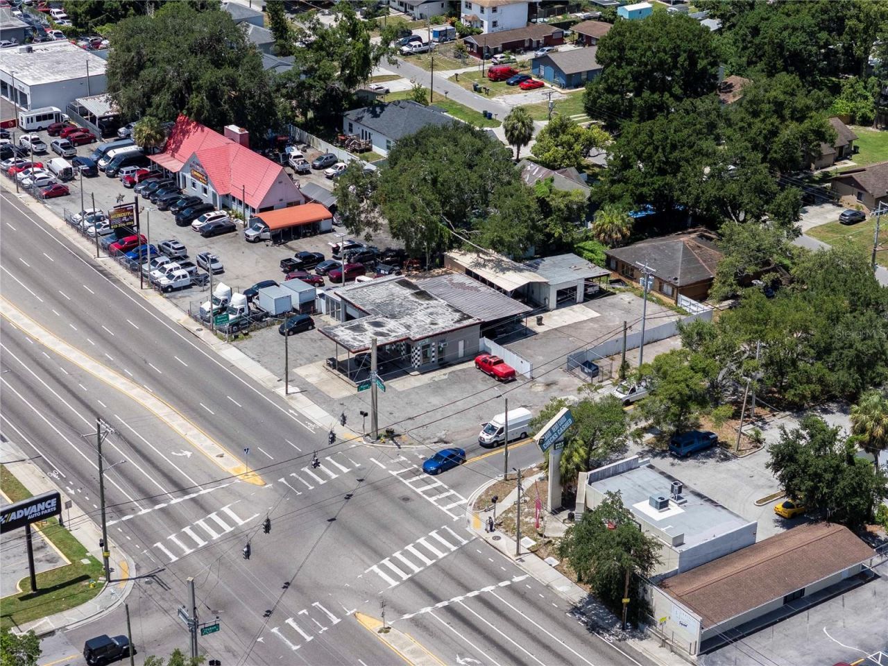 8624 N Florida Avenue, Tampa, FL 33604 Photo