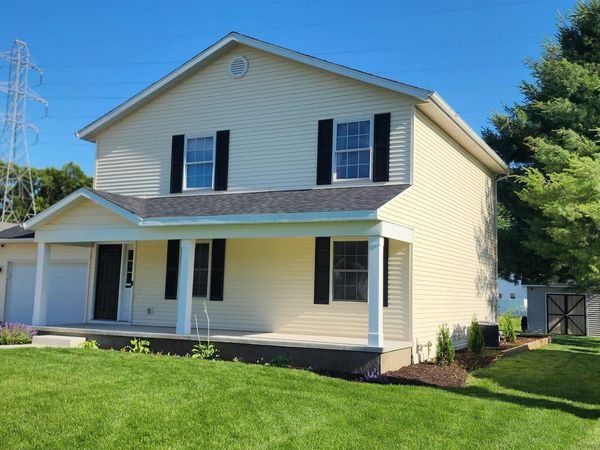 23036 S Oakleaf Drive, Elkhart, IN 46514
