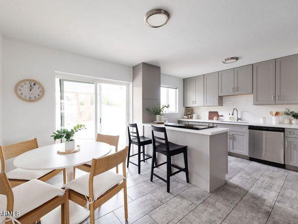 7414 E MORELAND Street, Scottsdale, AZ 85257