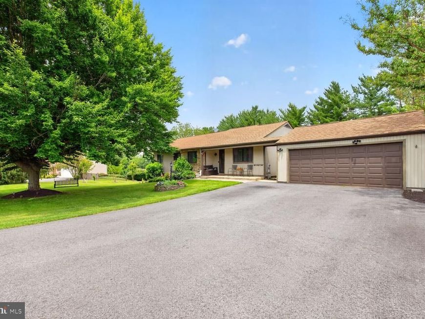 11298 Woodhaven Drive, Ijamsville, MD 21754 Main Photo