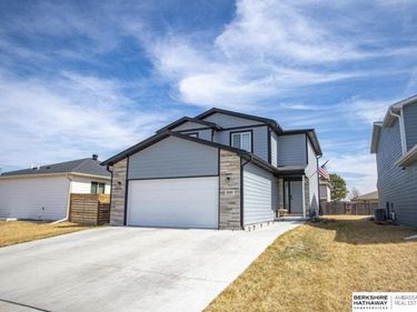 1640 SW 28th Street, Lincoln, NE 68522